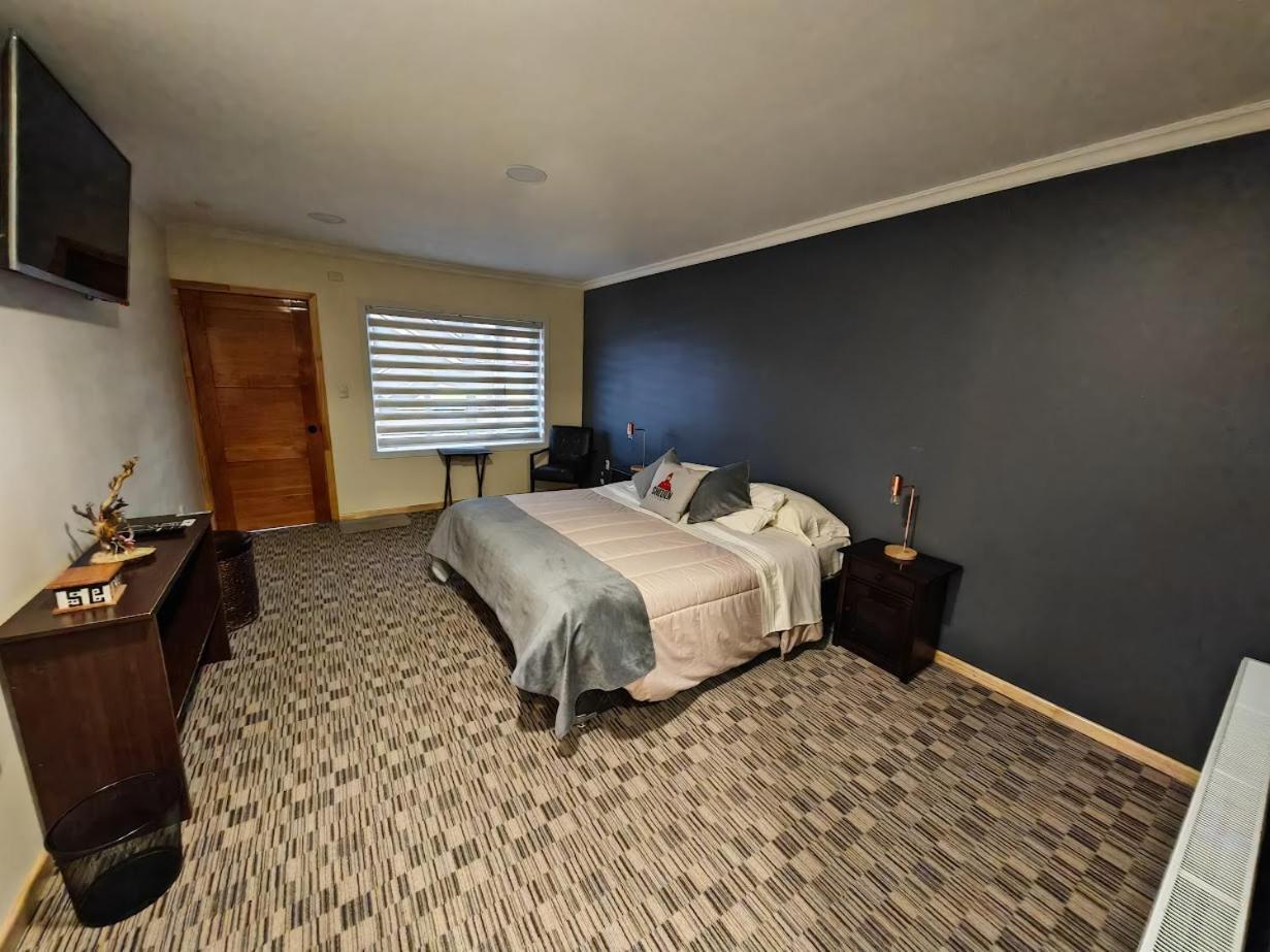 Hostel Sheuen Patagonia Puerto Natales Zewnętrze zdjęcie