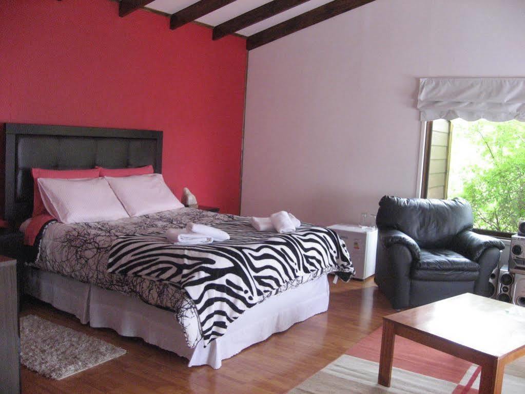 Hostel Sheuen Patagonia Puerto Natales Zewnętrze zdjęcie