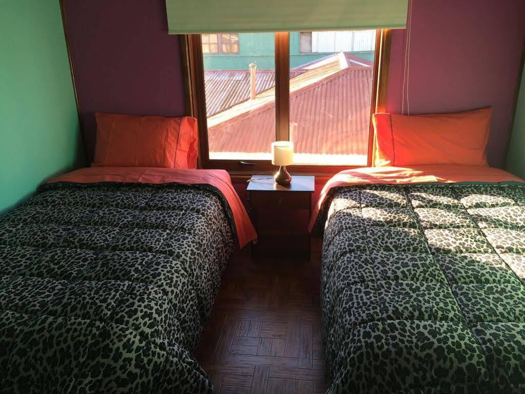 Hostel Sheuen Patagonia Puerto Natales Zewnętrze zdjęcie